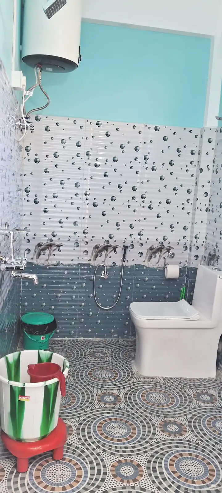 Clean Bathroom Facilities