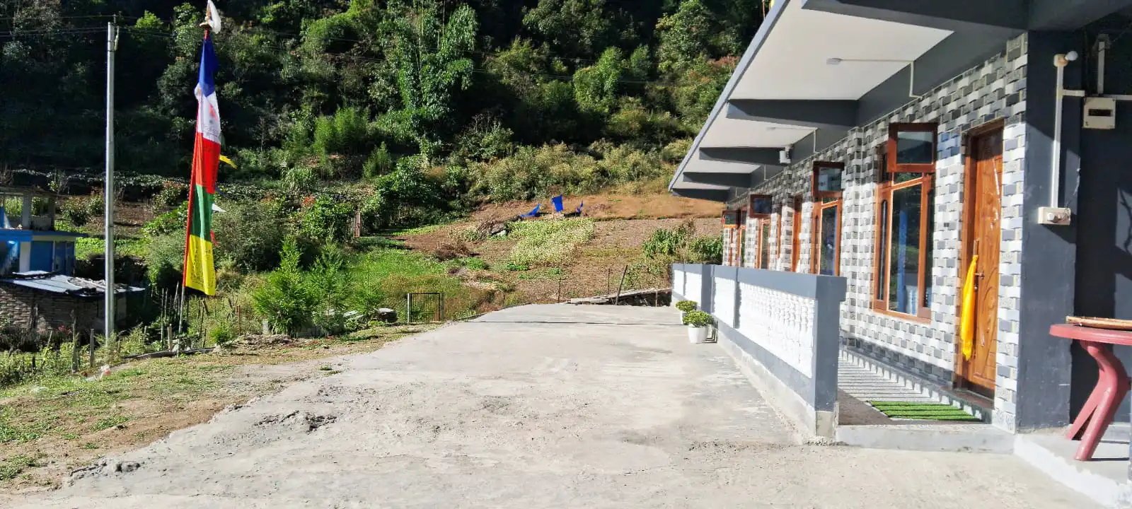 Tashi Tsepa Homestay Exterior